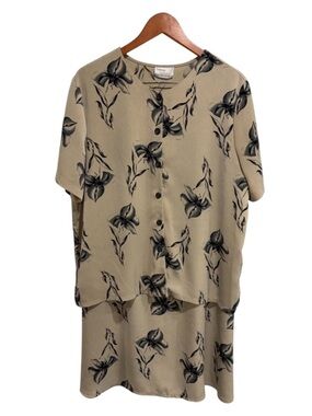 Vintage Tradition Collection Two-Piece Set Beige Floral Button-Up Midi Skirt